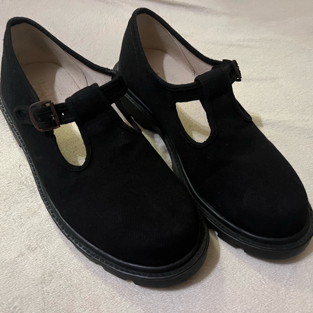 Small lot black lug sole Mary Jane’s size 11